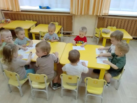 Мы рисуем.